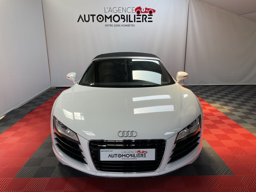 Audi R8 4.2 FSI 430 CH SPYDER QUATTRO R-TRONIC — 40