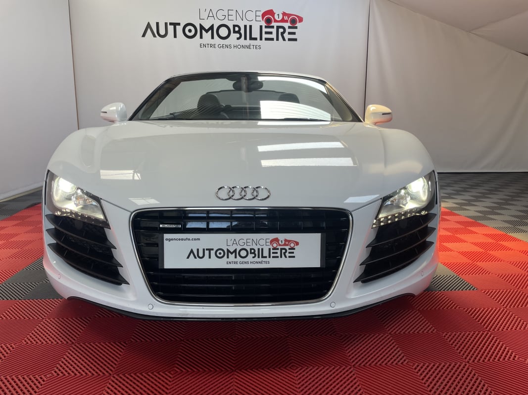 Audi R8 4.2 FSI 430 CH SPYDER QUATTRO R-TRONIC — 2