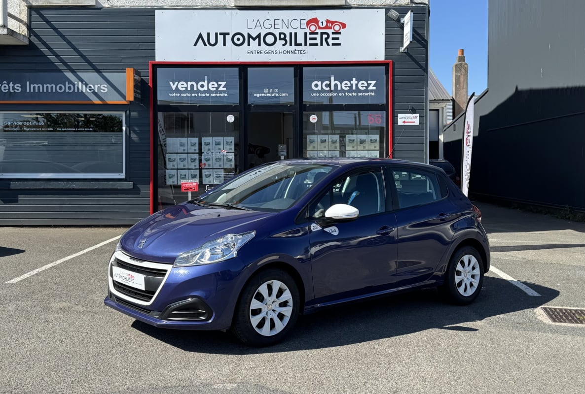 Peugeot 208 1.0 68 ch BVM5 LIKE ( distribution faite ) — 1