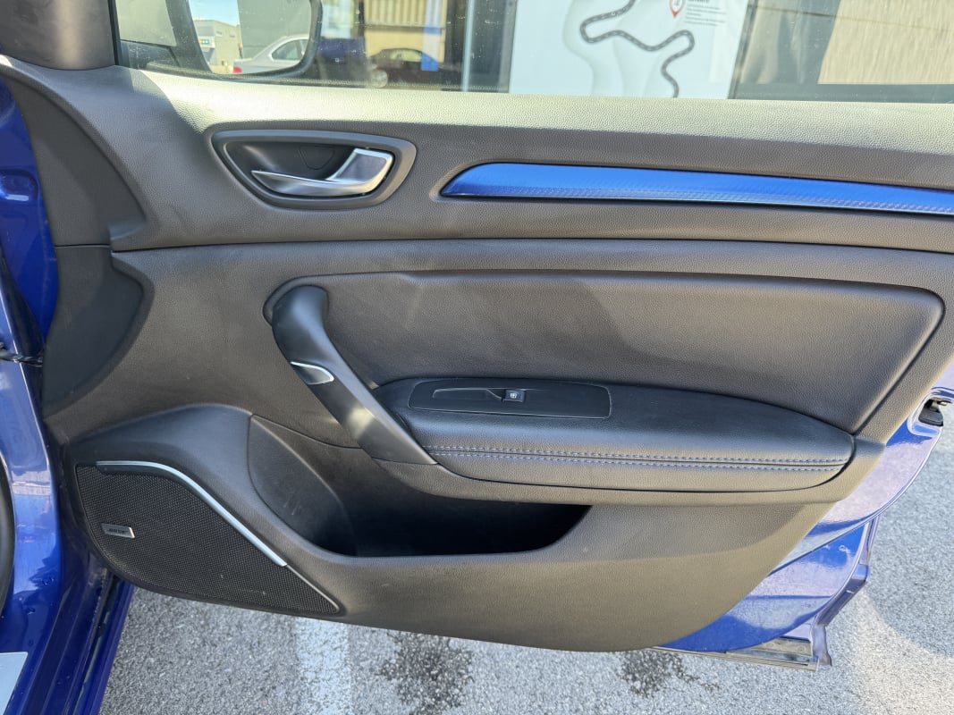 Renault Megane IV GT Line TCE 160ch EDC Bose Tête haute — 36