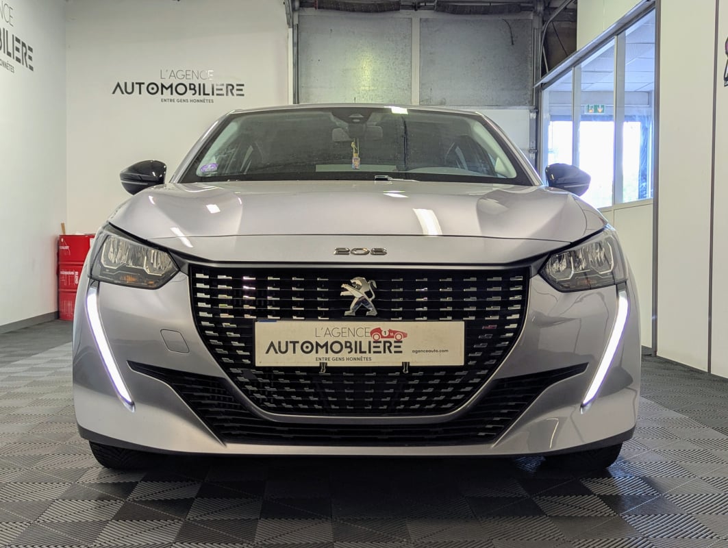 Peugeot 208 II 1.2 PURETECH 100 S&S STYLE EAT8 — 2