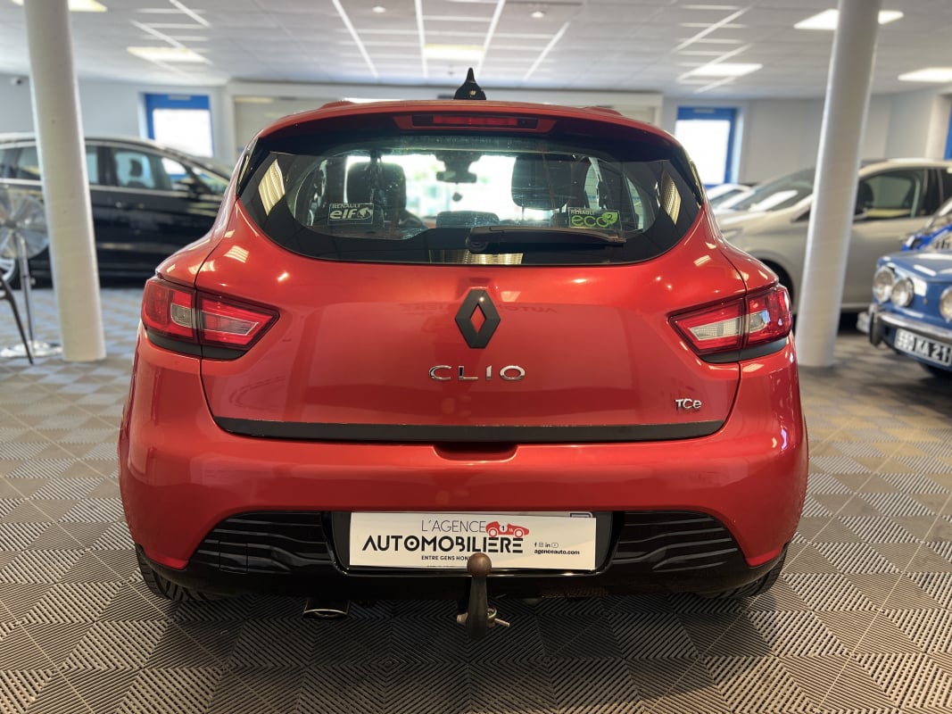 Renault Clio IV 0.9 TCe eco2 90 CV — 23