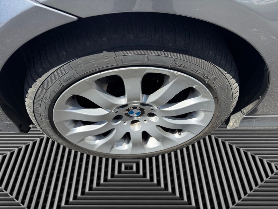 BMW Série 3 Touring 320dA 177ch Confort — 17