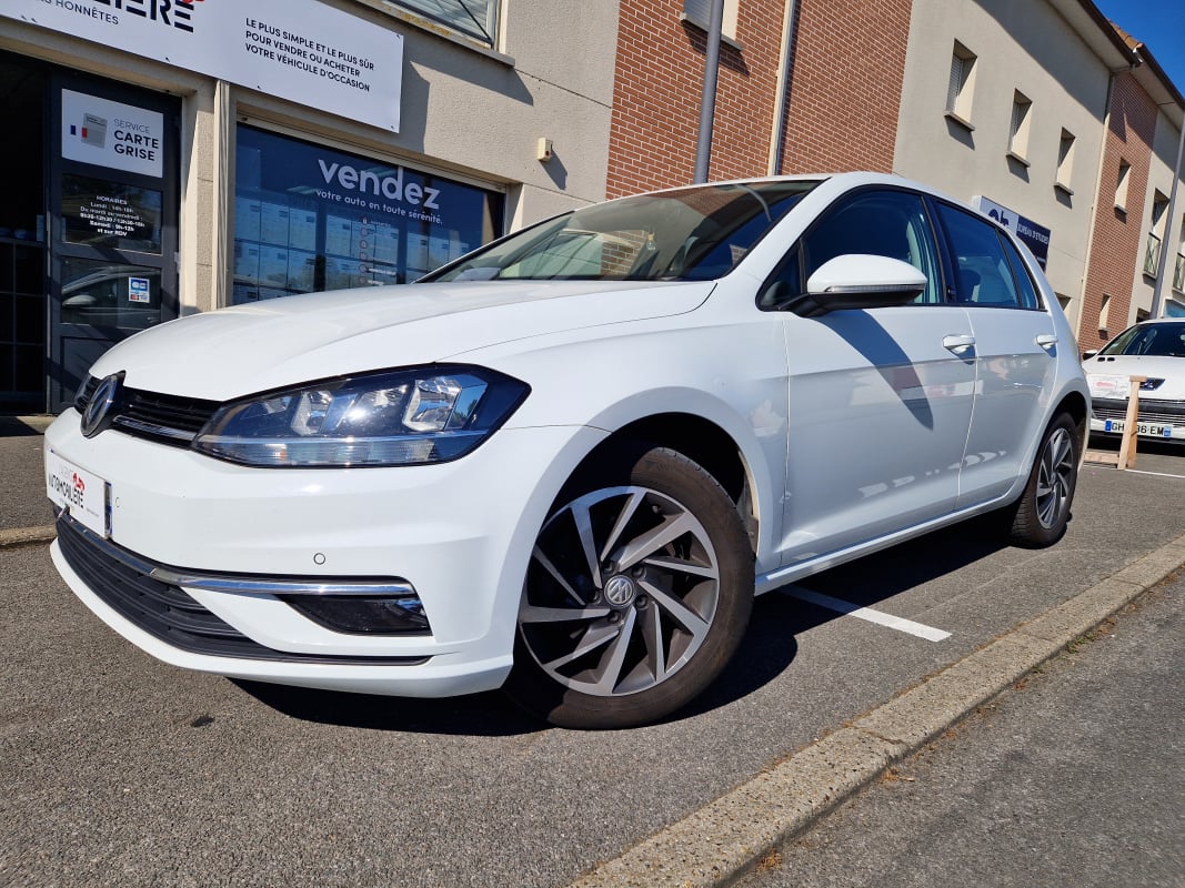 Volkswagen Golf VII (2) 1.6 TDI 115 BLUEMOTION TECHNOLOGY SOUND 5P