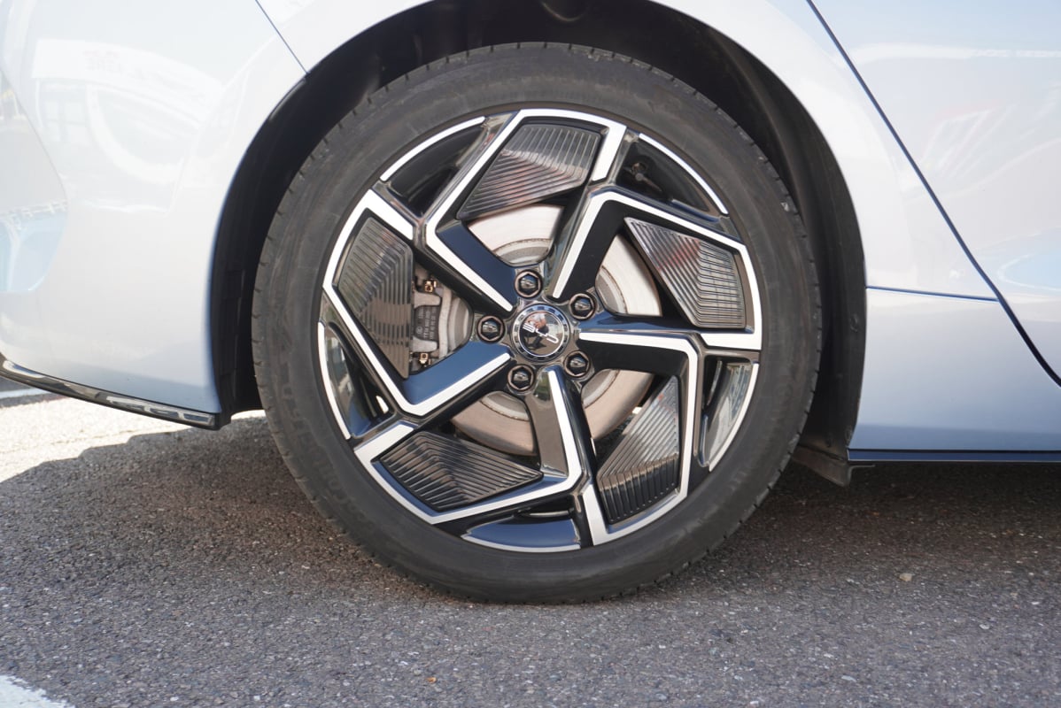 BYD Seal 82.5 KWH 313 ch RWD Design — 35