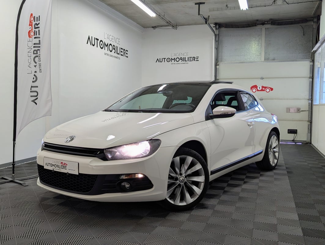 Volkswagen Scirocco II 2.0 TDI 170 9CV FAP SPORTLINE DSG6 + CUIR + TOIT OUVRANT