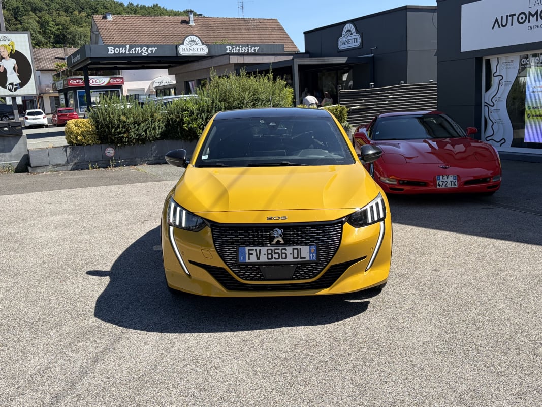 Peugeot 208 1.2 PURETECH 100 GT LINE EAT8 - CARPLAY - CAMERA DE RECUL — 33