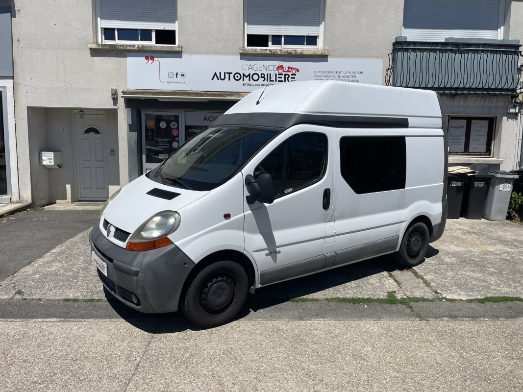 Renault Trafic VAN AMÉNAGÉ L1H2 1.9 dCi 100 cv - Attelage
