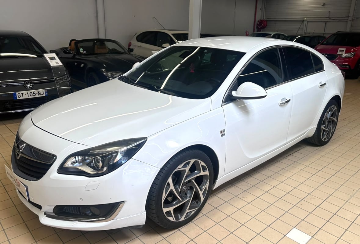 Opel Insignia 1.6 CDTI 136ch COSMO PACK A 8.0 CV — 1