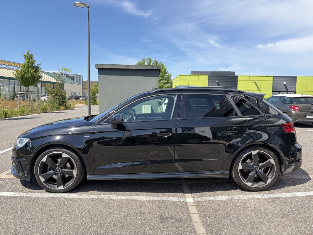 Audi A3 SPORTBACK 2.0 TDI 150 S LINE S TRONIC PANO - GARANTIE 12 MOIS — 29