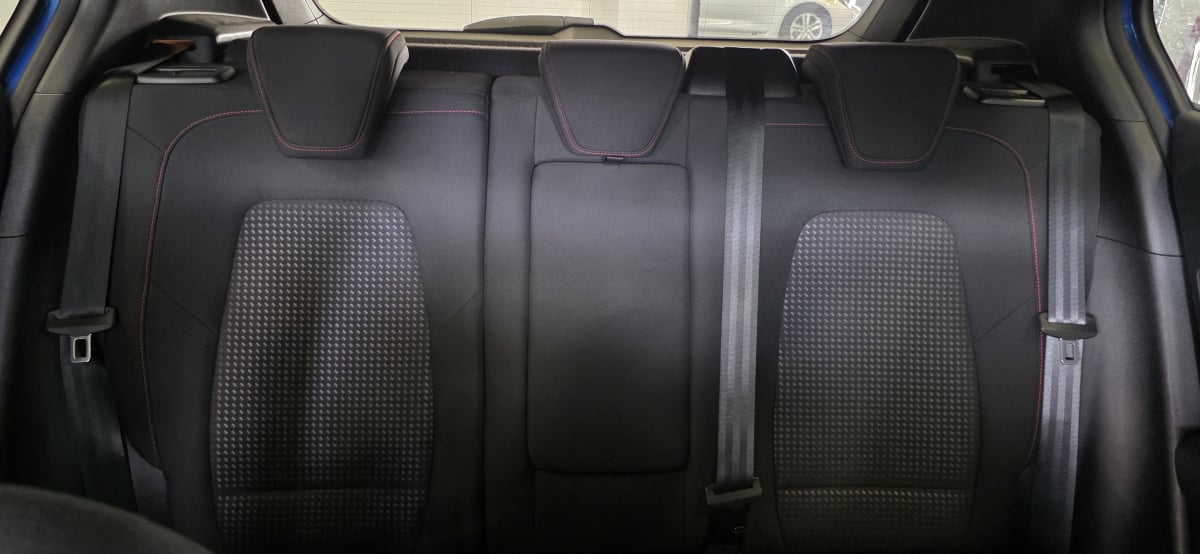 Ford Focus 1.5 Ecoblue 120 St-line X Bleu Azur — 35