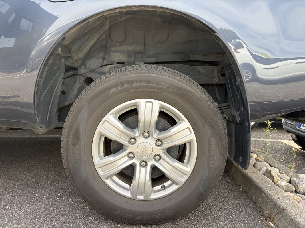 Ford Ranger 2.0 TDCI ECOBLUE 170 LIMITED DOUBLE CABINE - GARANTIE 12 MOIS — 34