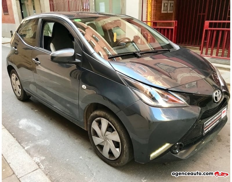 Toyota Aygo 1.0 G70 XPLAY