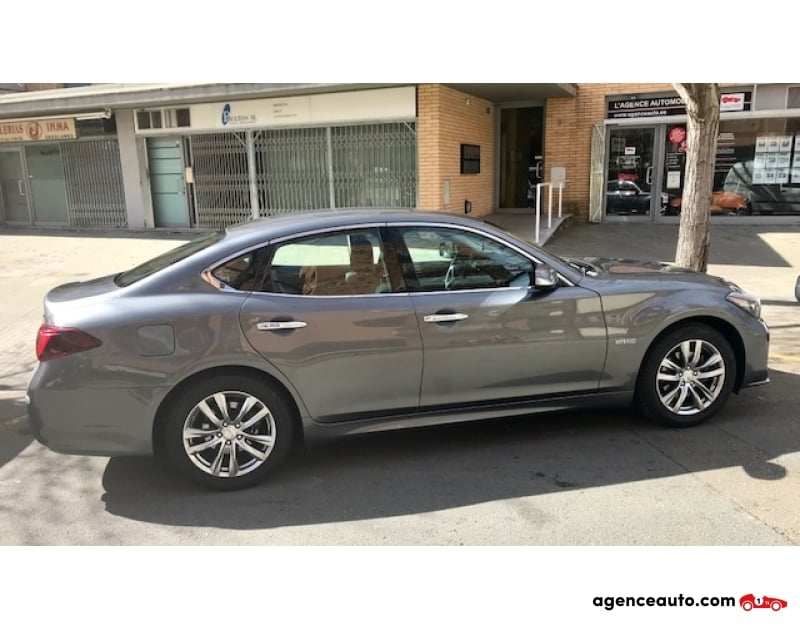 Infiniti Q70 HIBRIDO — 2