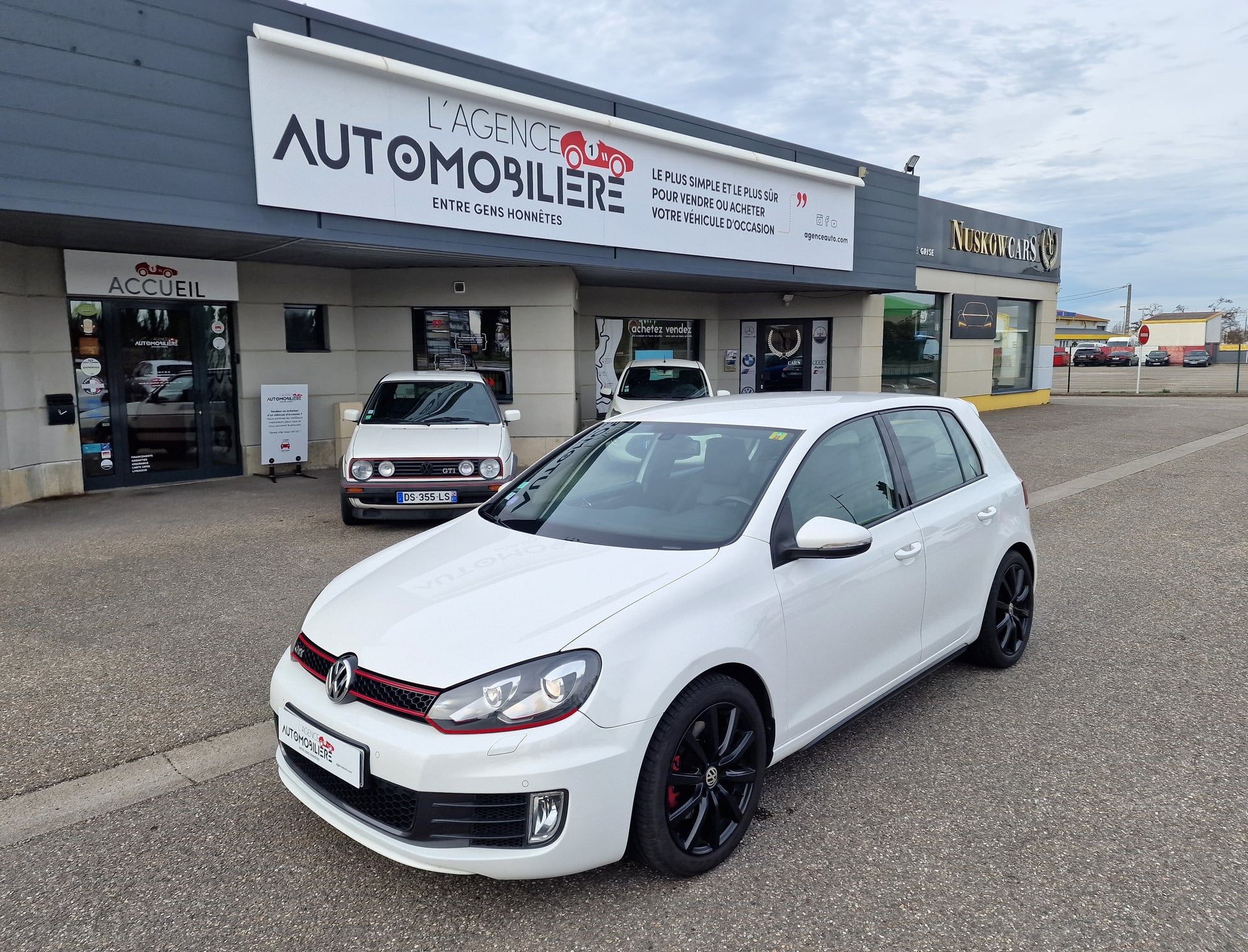 Volkswagen Golf 6 GTI 2.0 TSI 210 ch DSG6 — 1