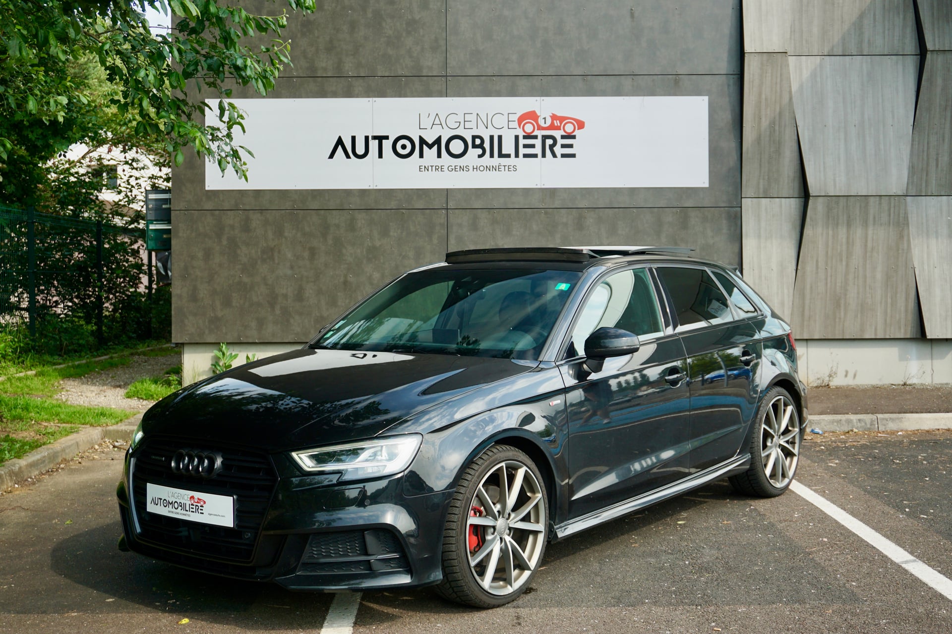 Audi A3 Sportback Quattro 2.0 TDI 184CV Toit Ouvrant DSG6 — 1