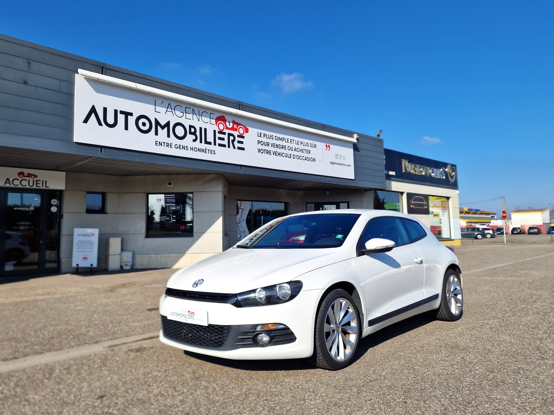 Volkswagen Scirocco II 2.0 TDI 140 cv SPORTLINE + pack roues HIVER — 1