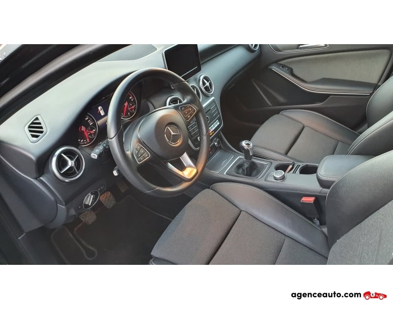 Mercedes-Benz Classe A A160 D 90 INSPIRATION — 2
