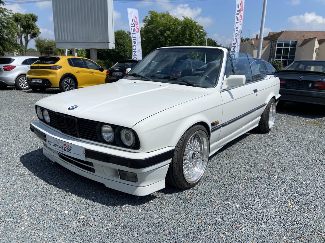 BMW Série 3 325i (E30) Cabriolet 170 CH