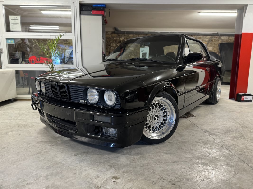 BMW Série 3 325i (E30) Cabriolet 170 CH