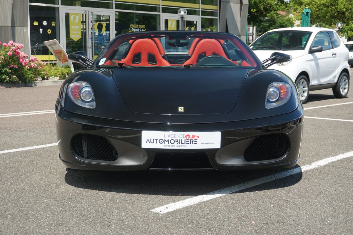 Ferrari F430 Spider F1 V8 4.3 490 ch Baquets Carbone — 2