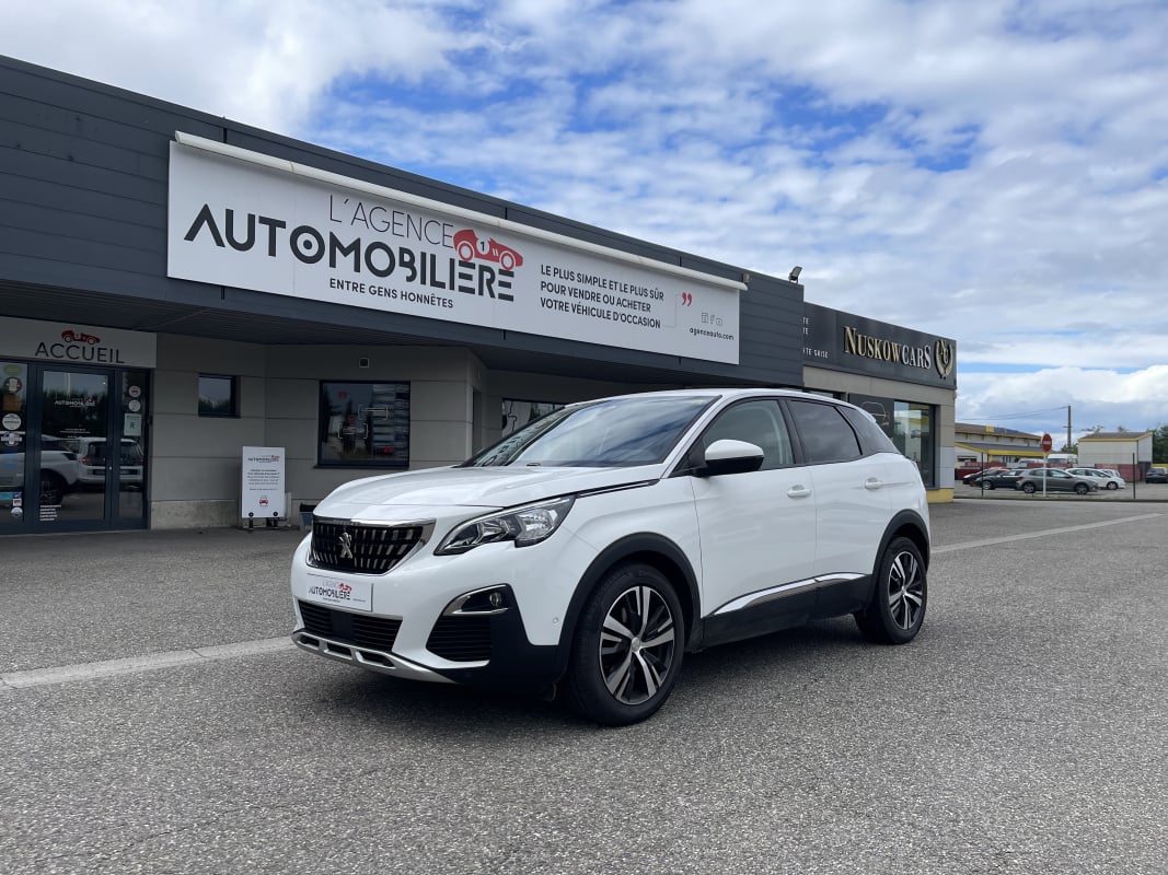 Peugeot 3008 1.2 Puretech 130 cv — 1
