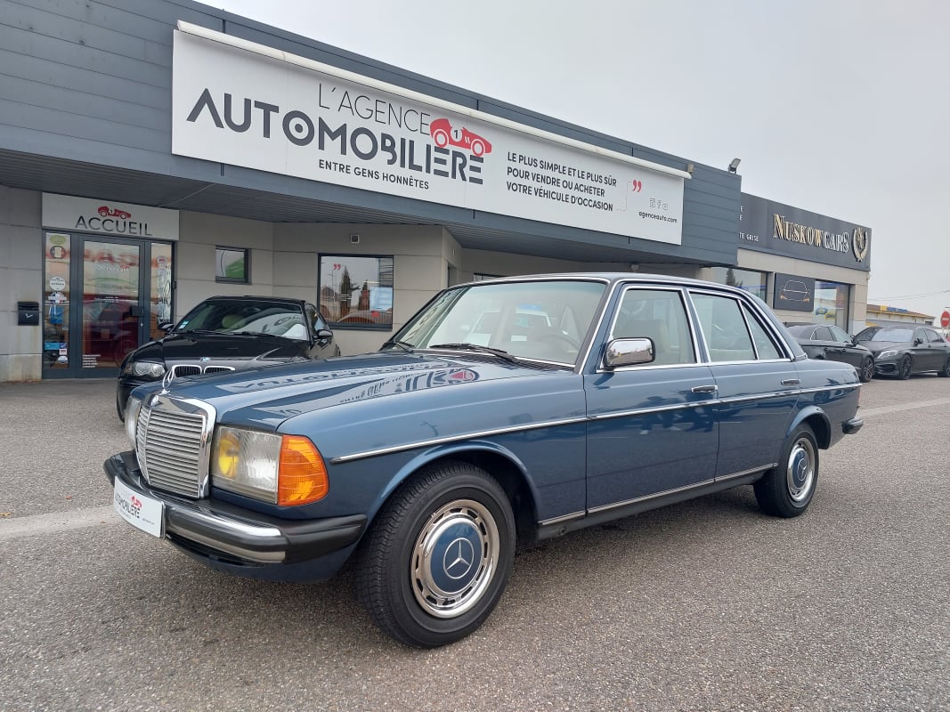 Mercedes-Benz Classe E 230 E 136CH — 1