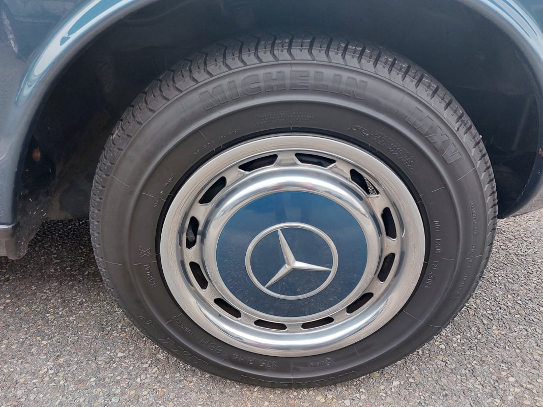 Mercedes-Benz Classe E 230 E 136CH — 16