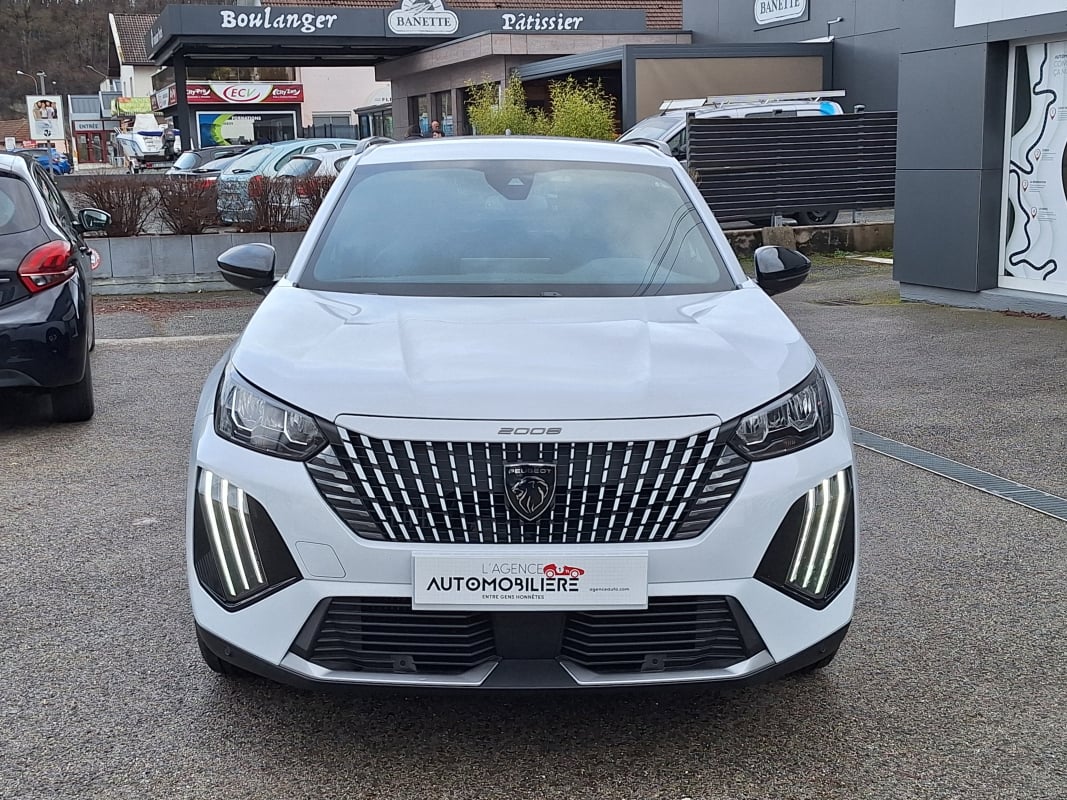 Peugeot 2008 Phase 2 1.2 Puretech 100 cv allure BVM6 — 2