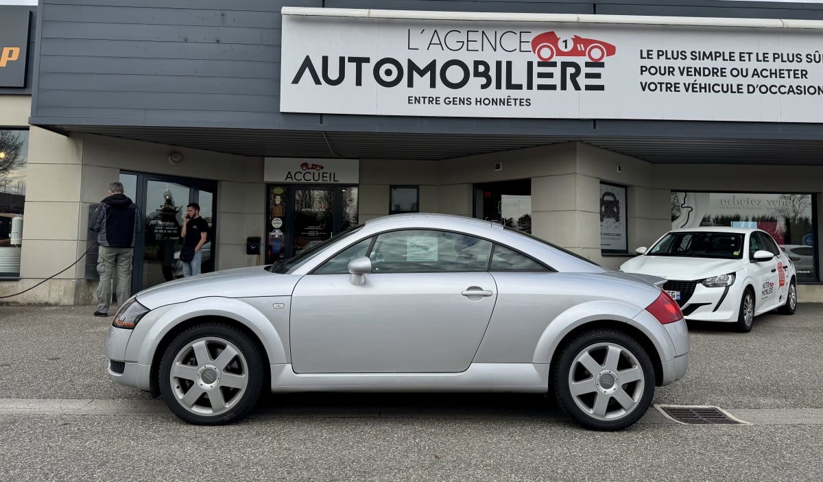 Audi TT 1.8 180 COUPE — 2