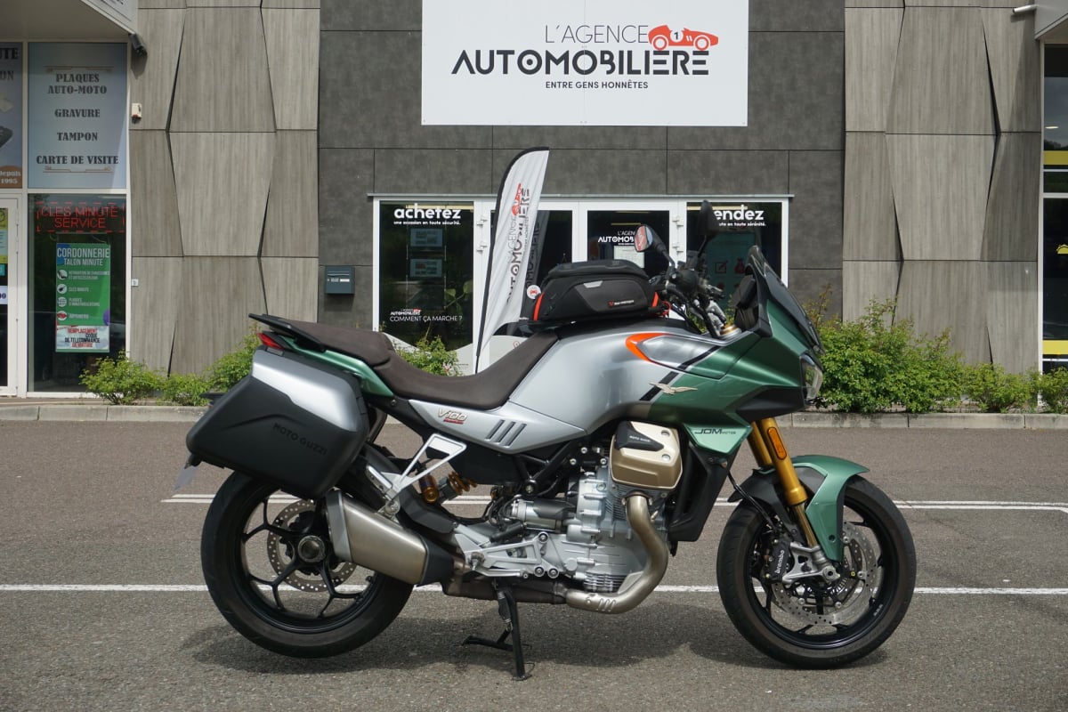 Moto Guzzi V100 Mandello S 2023 1ère main + options — 1
