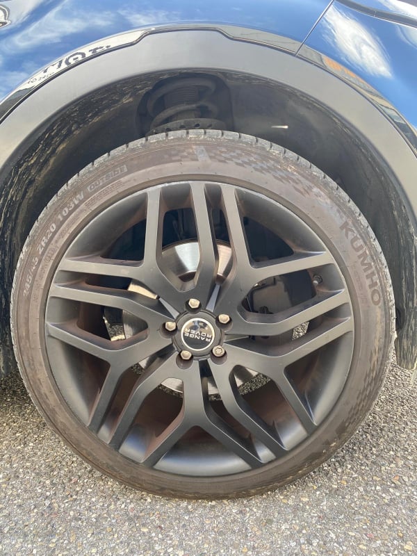 Land Rover Range Rover Evoque TD4 4WD BVA9 180 R-DYNAMIC — 18