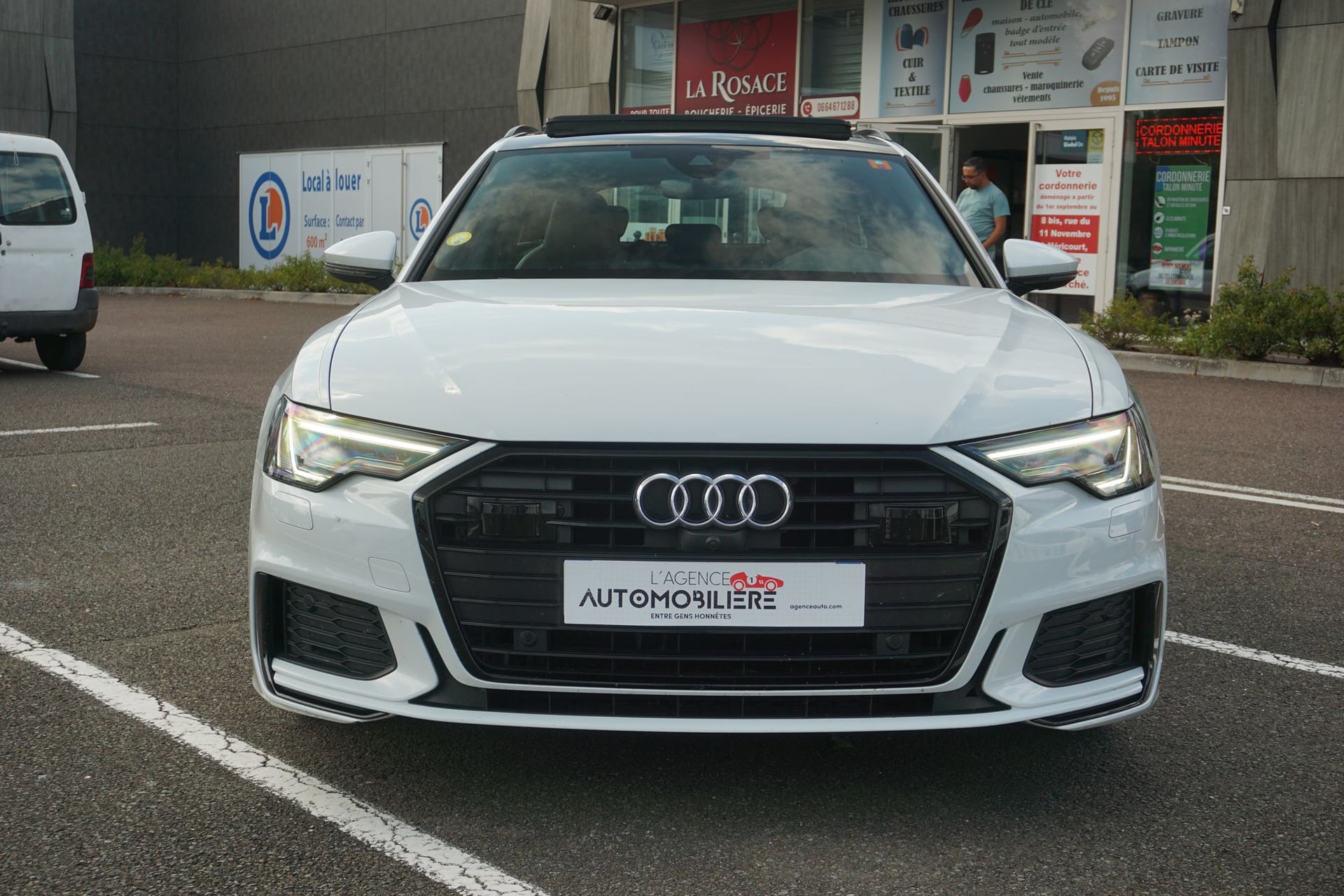 Audi A6 Avant 40 2.0 TDI 204 S-Tronic7 S Line ACC ATTELAGE TOIT OUVRANT — 2