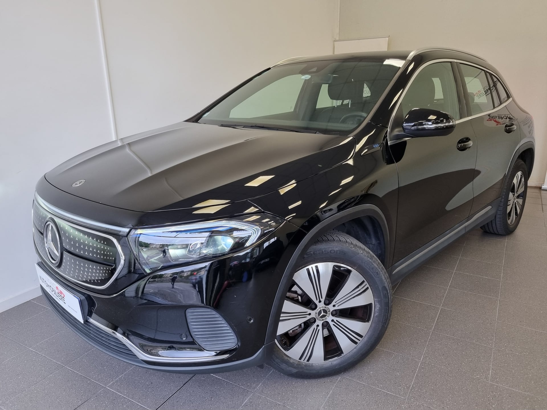 Mercedes-Benz EQA 250 PROGRESSIVE LINE — 1