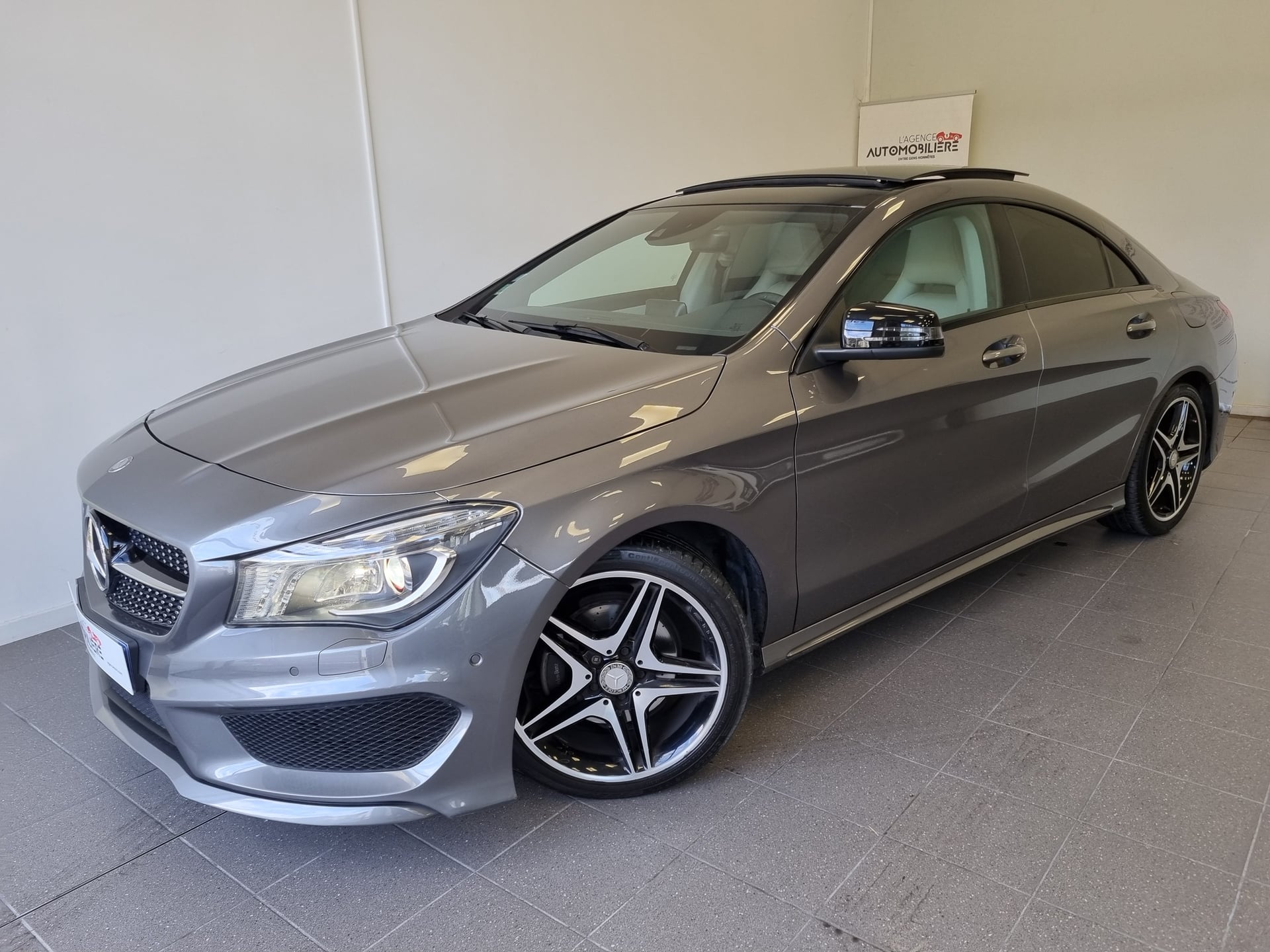 Mercedes-Benz Mercedes Cla Coupé 180 1.6 i 16V Fascination Turbo 7G-DCT — 1