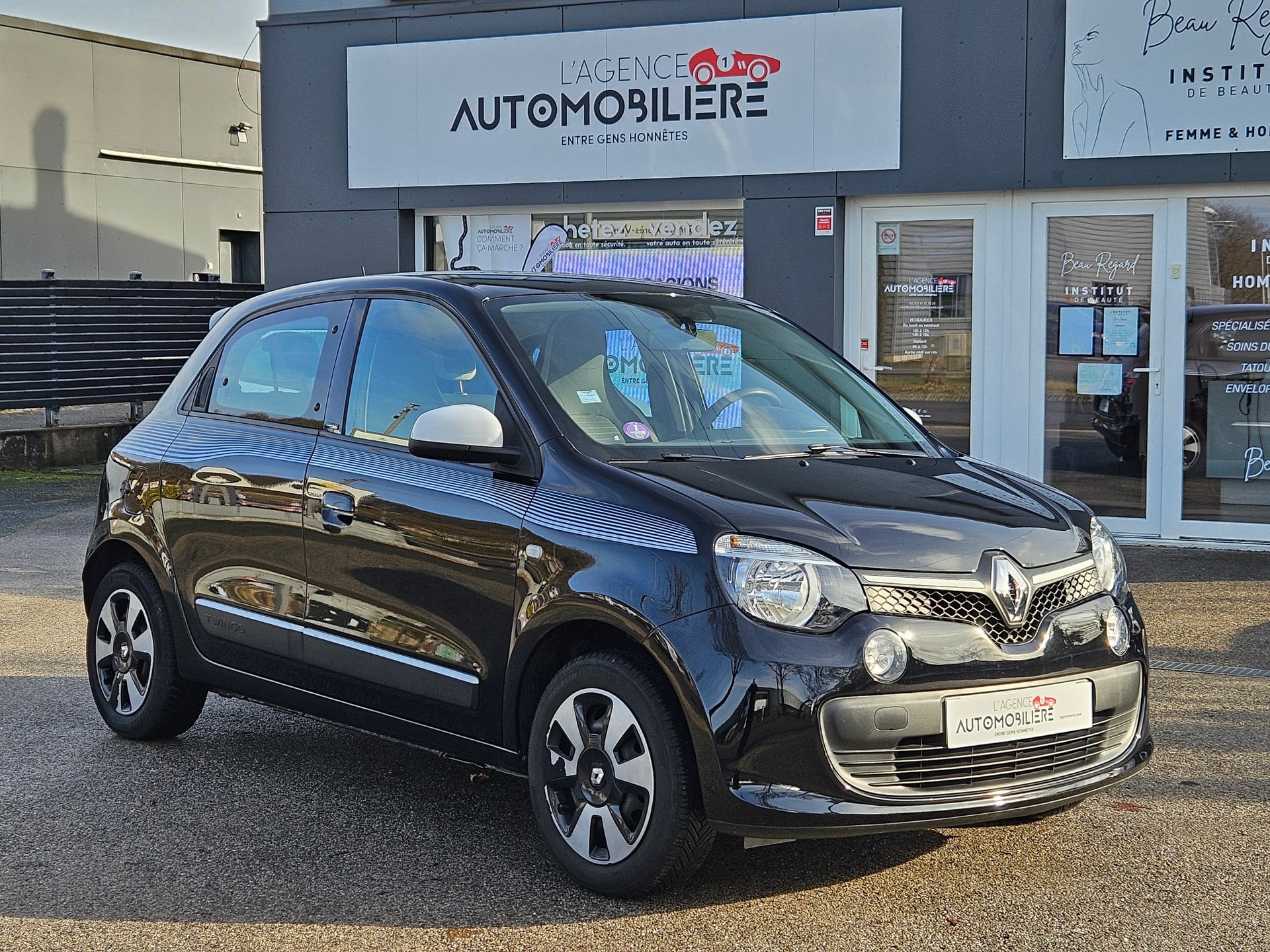 Renault Twingo III 0.9 TCE 90 ENERGY LIMITED — 1