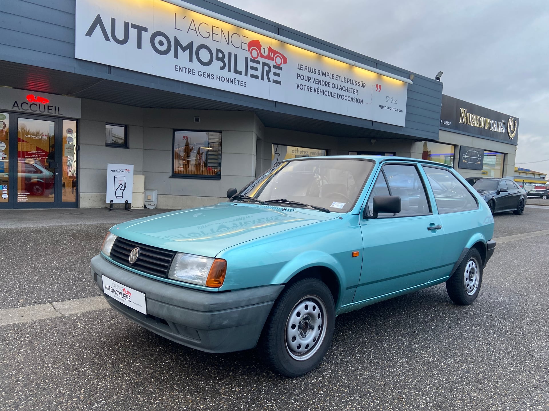 Volkswagen Polo 1.0 FOX — 1