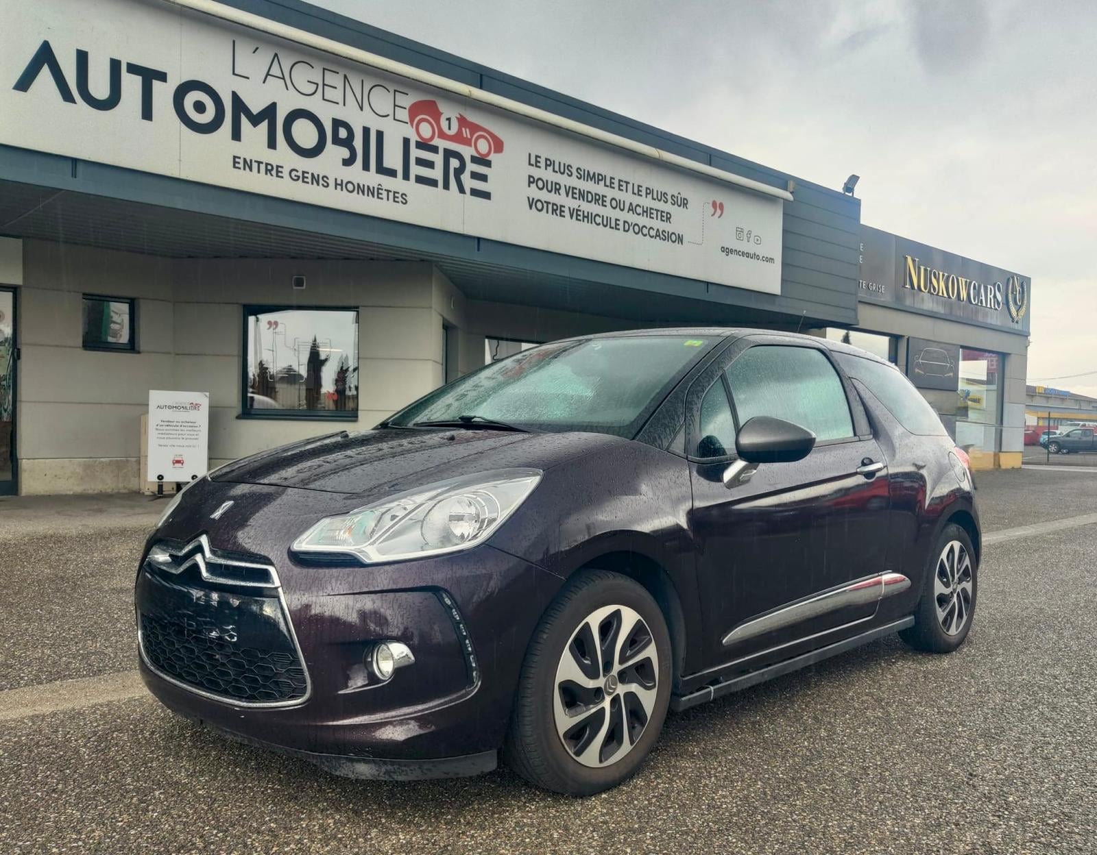 Citroen DS3 e-HDI 90cv Airdream So chic — 1