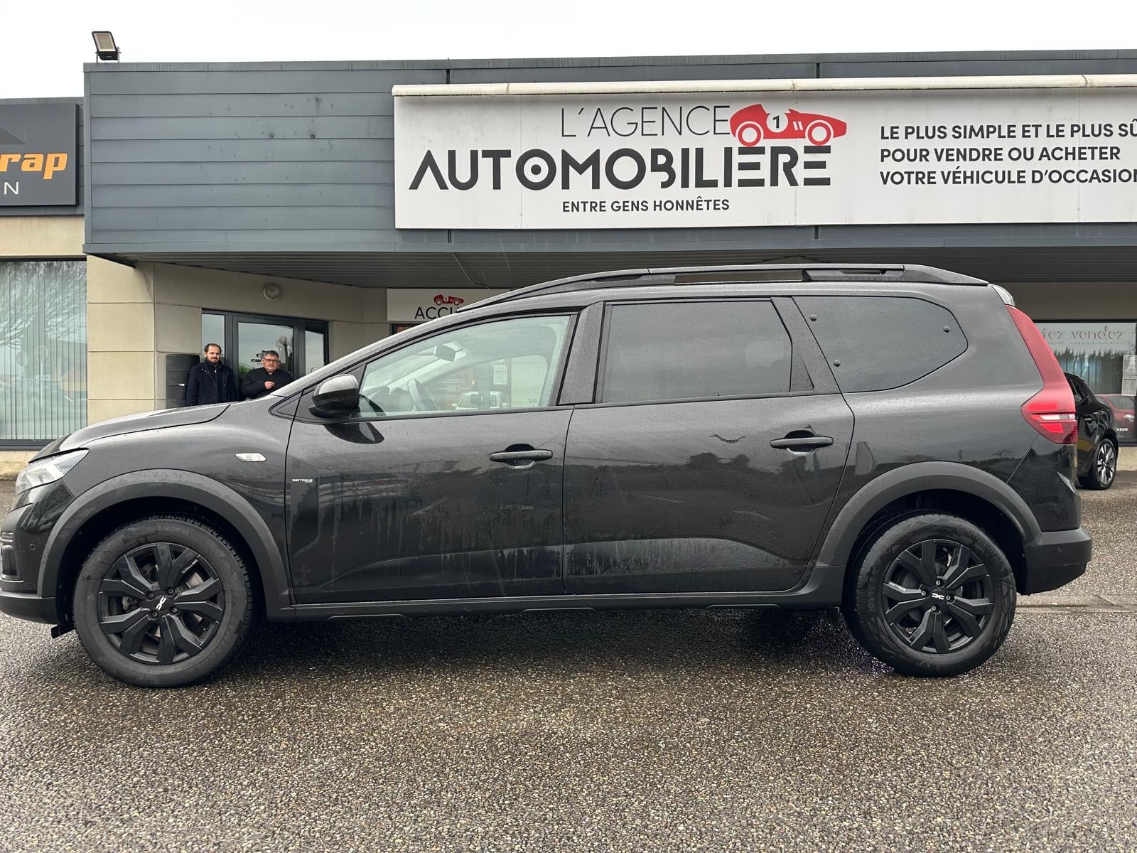 Dacia Jogger Dacia Jogger Extrême Plus 1.0 110ch 7 places — 2