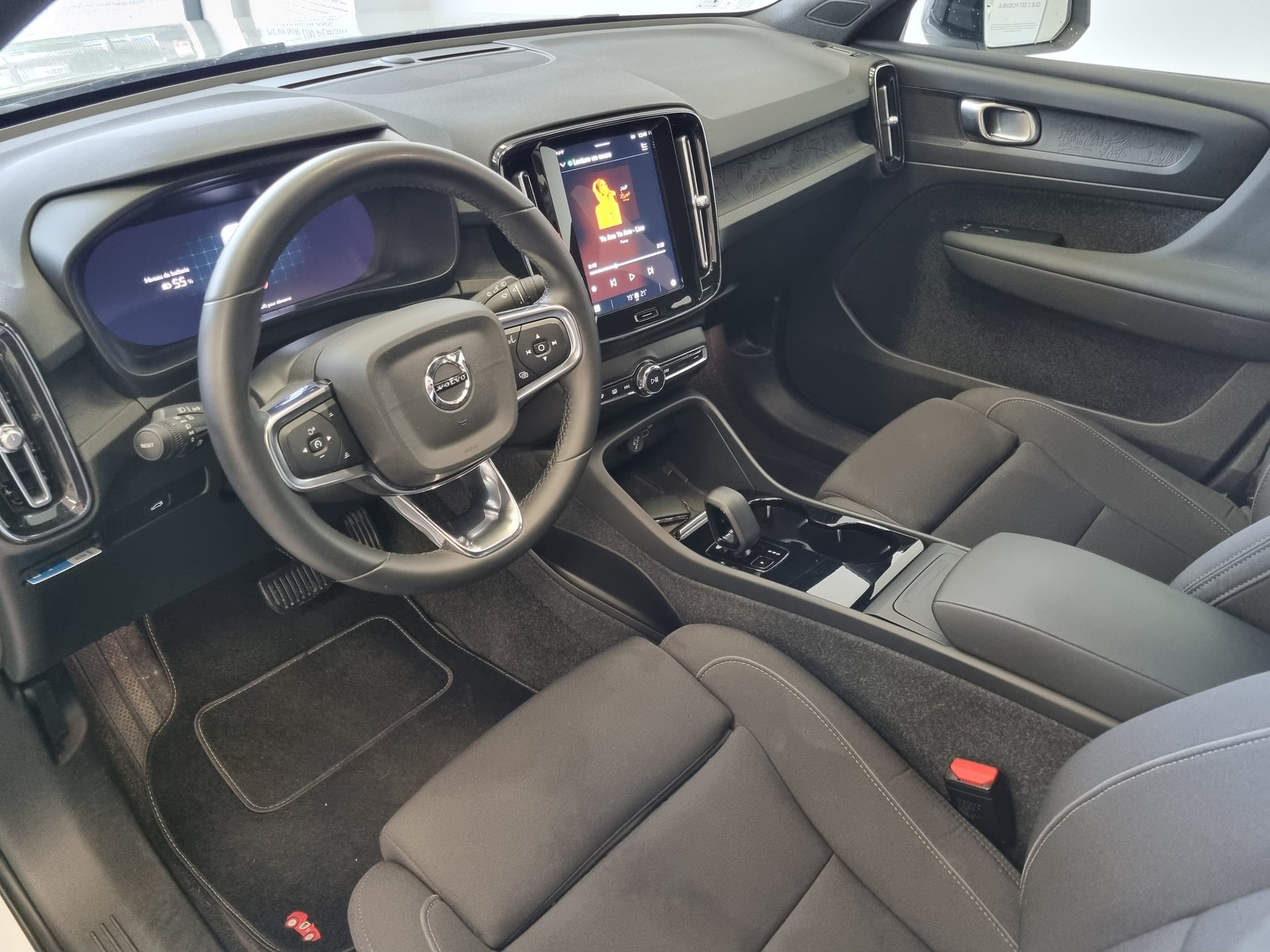 Volvo VOLVO XC40 Phase 2 Recharge Pure 231 cv Start — 28