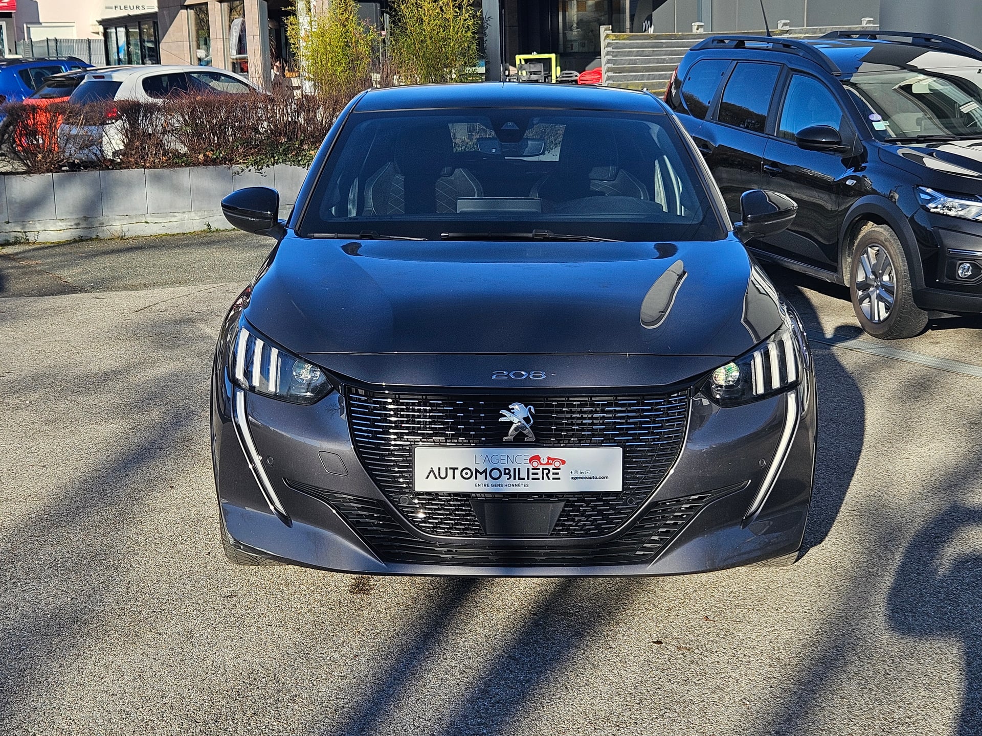 Peugeot 208 1.2 PURETECH 130 GT PACK EAT8 ( Toit Panoramique, Sièges chauffants, régulateur adaptatif...) — 2
