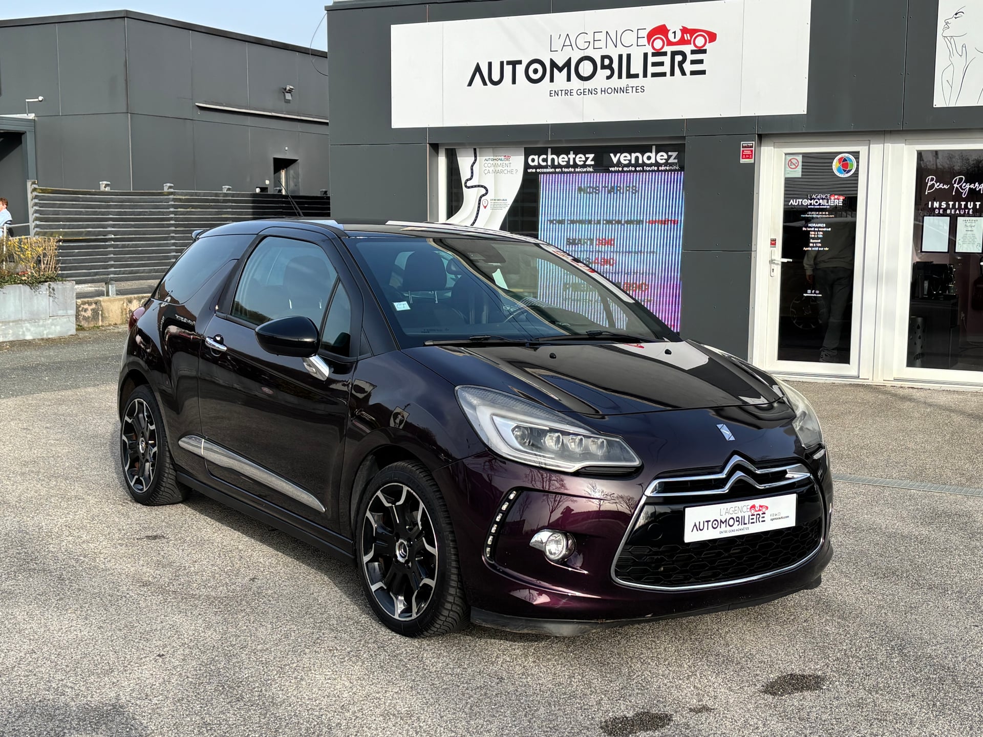 Citroen DS3 1.6 Blue HDi 120 ch SPORT CHIC BVM6 — 1