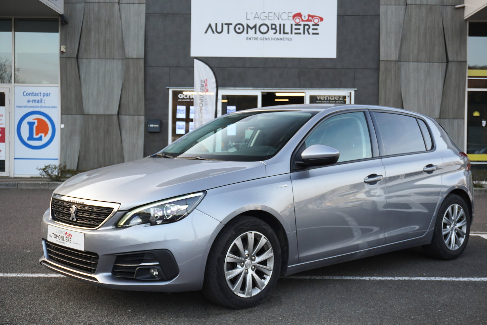 Peugeot 308 1.2 Puretech 110 ch Style Distri OK — 1