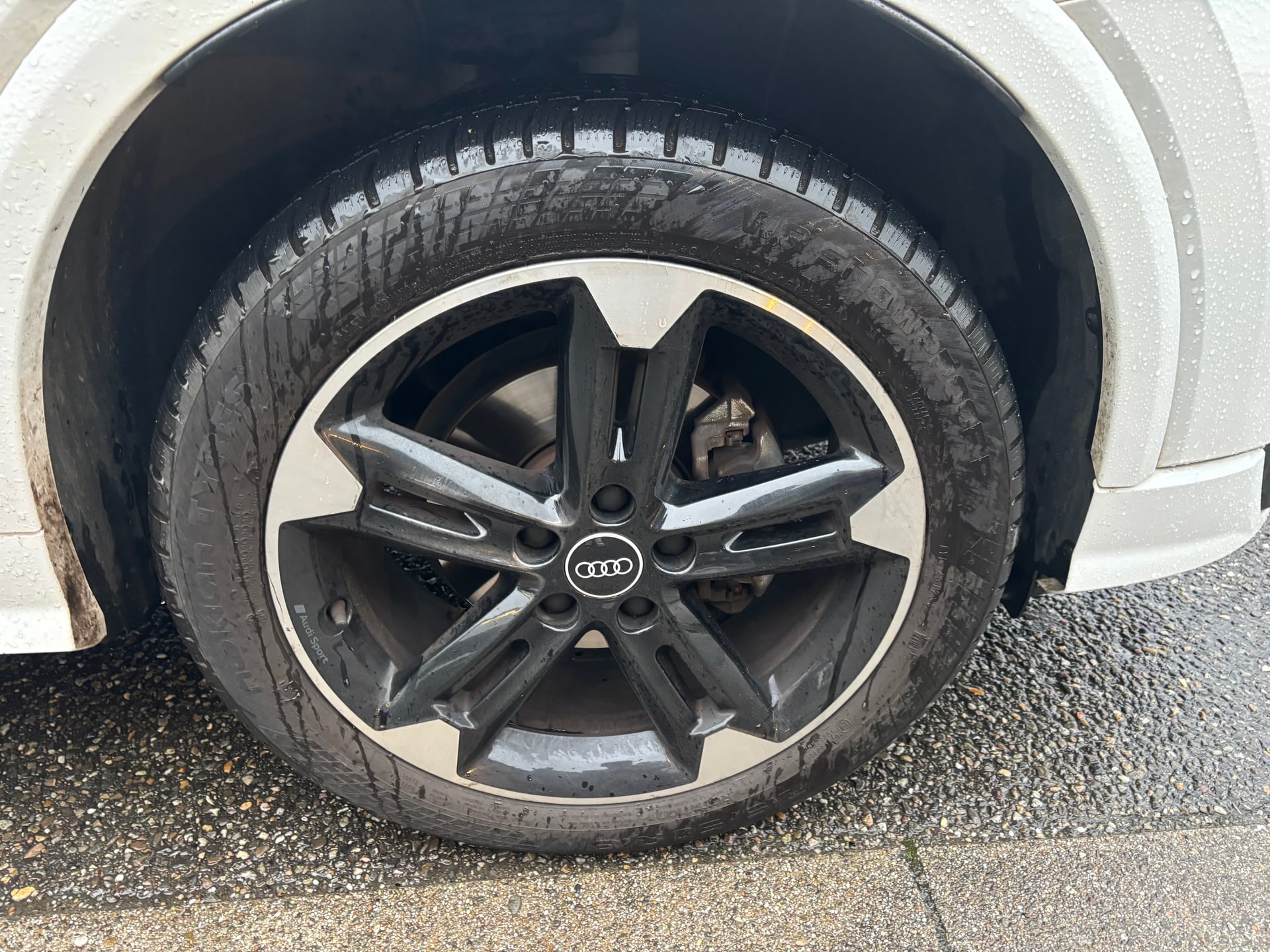 Audi Audi Q2 (2) 35 TFSI 150 S LINE PLUS S TRONIC — 19