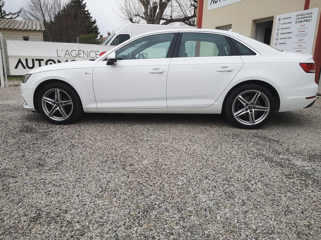 Audi A4 Série 4 (8W2) 2.0 TDi 16V S-Tronic7 150 cv Boîte auto — 2