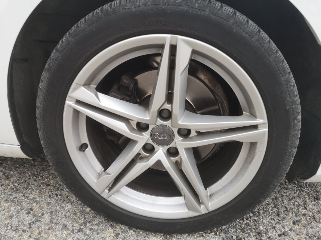 Audi A4 Série 4 (8W2) 2.0 TDi 16V S-Tronic7 150 cv Boîte auto — 13
