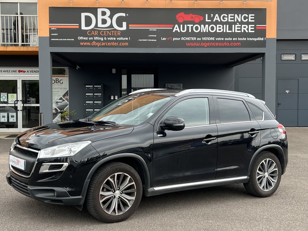 Peugeot 4008 1.6 HDi 4WD 115 CV Style Toit Révisé — 1