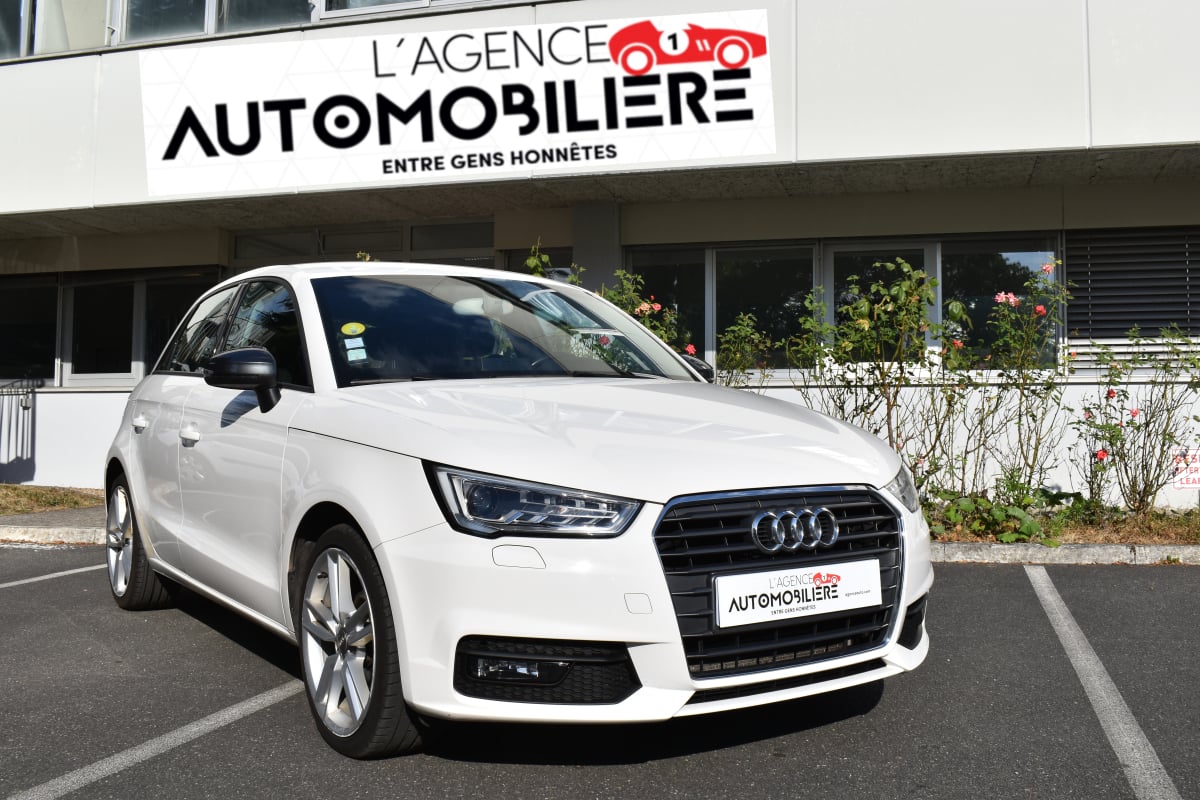 Audi A1 Ambiente Phase 2 Sportback 1.4 TDI 12V 90 cv — 1