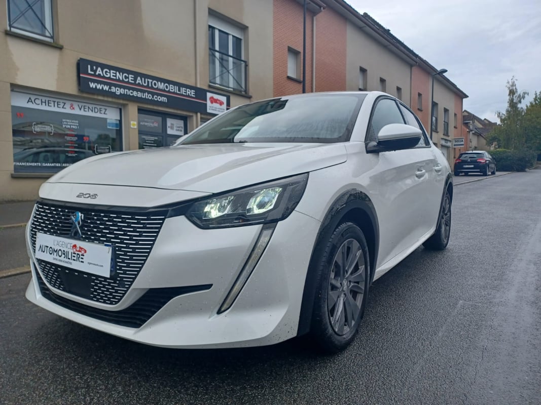 Peugeot 208 E208 Roadtrip Garantie 12 mois — 1