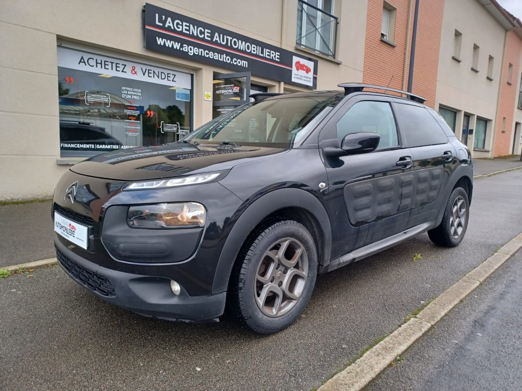 Citroen C4 Cactus 1.6 Blue HDI 100 Shine Edition — 1